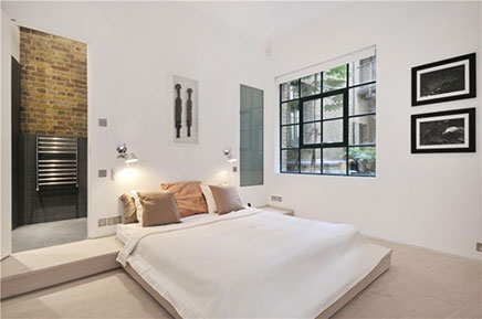 Schlafzimmer alten Lagerhaus-Wohnung in London (3)