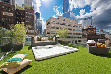 Dachterrasse mit Kunstrasen