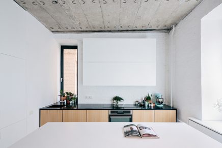 ein-blick-hinter-die-kulissen-einer-harten-industrie-wohnung-in-moskau-24