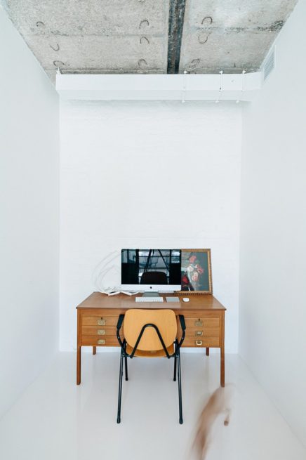 ein-blick-hinter-die-kulissen-einer-harten-industrie-wohnung-in-moskau-8