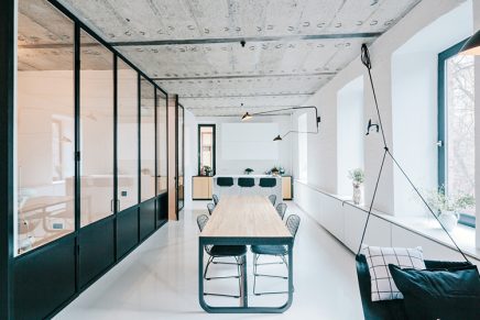 ein-blick-hinter-die-kulissen-einer-harten-industrie-wohnung-in-moskau-9