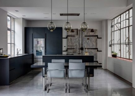 ein-einblick-in-die-industrielle-loft-wohnung-von-zwei-regisseuren (10)