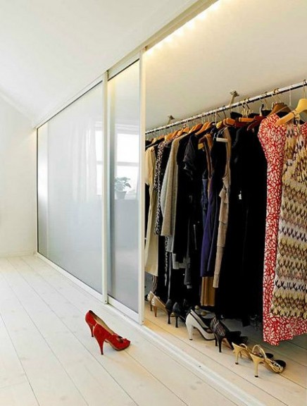 einbauschrank-in-schrage-wand (12)