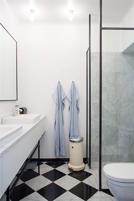 Industrielle klassisch schick Badezimmer