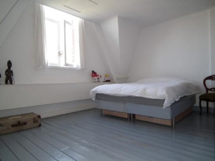 offene-begehbarer-kleiderschrank-altholz (3)
