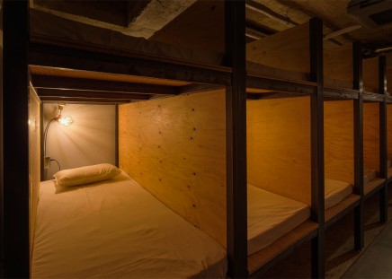 the-book-and-bed-hostel-tokyo-2
