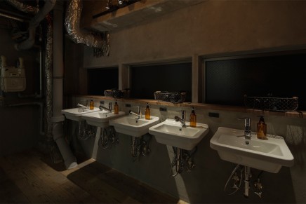 the-book-and-bed-hostel-tokyo-8