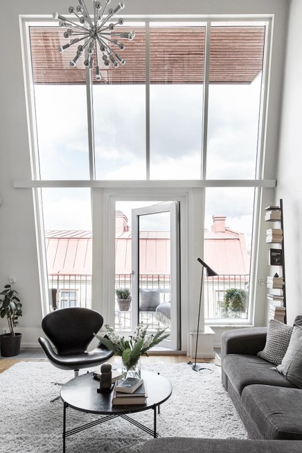 wohnzimmer-funf-meter-hohen-decke (11)