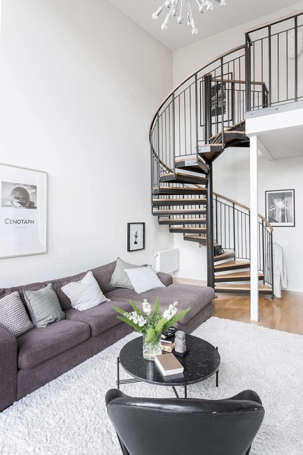 wohnzimmer-funf-meter-hohen-decke (9)